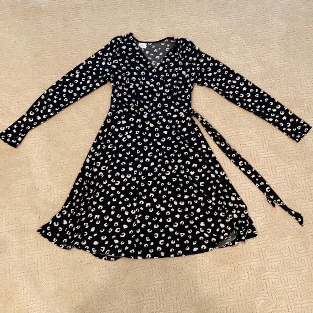 Kaileigh Cotille faux wrap dress - Size Small